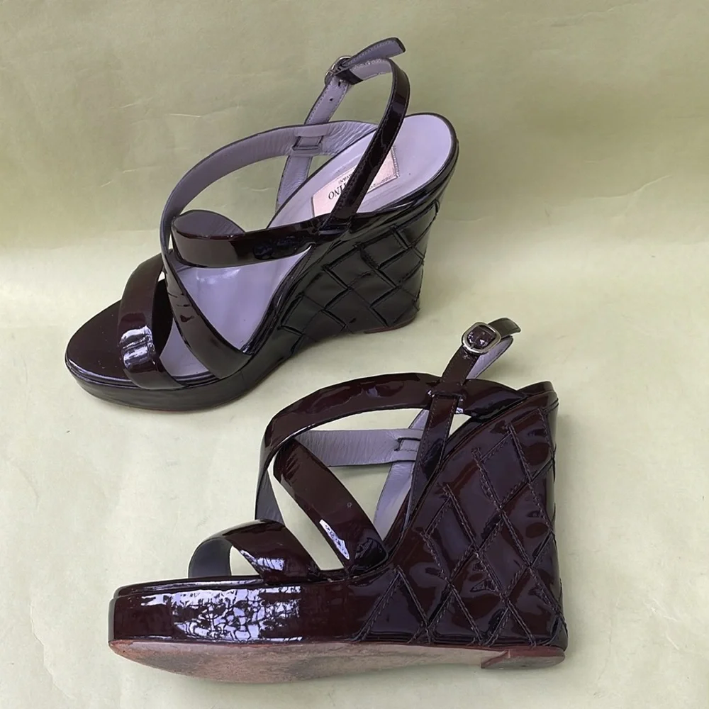 Dark brown Valentino Garavani patent leather shoes